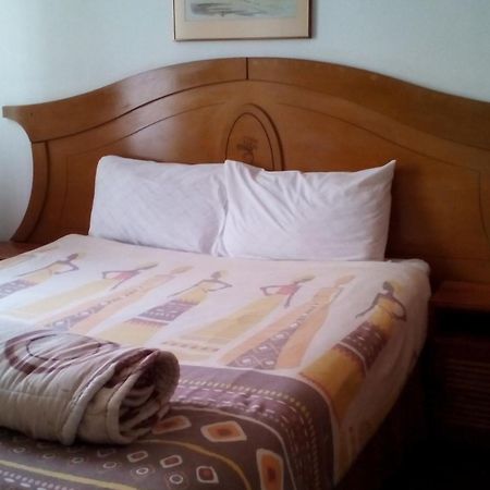 Accoustix Backpackers Hostel Йоханнесбург Экстерьер фото