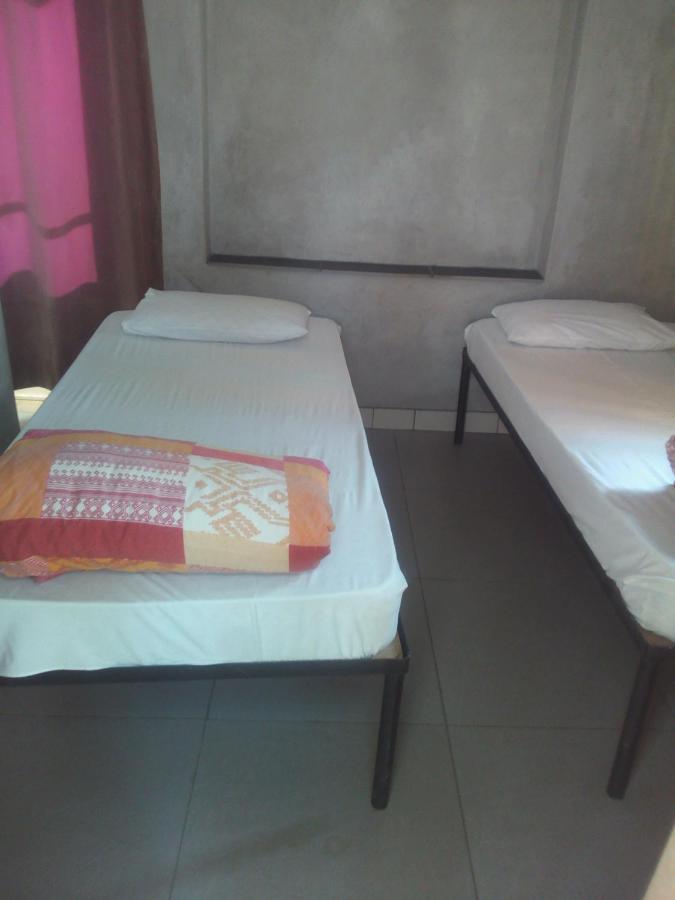 Accoustix Backpackers Hostel Йоханнесбург Экстерьер фото