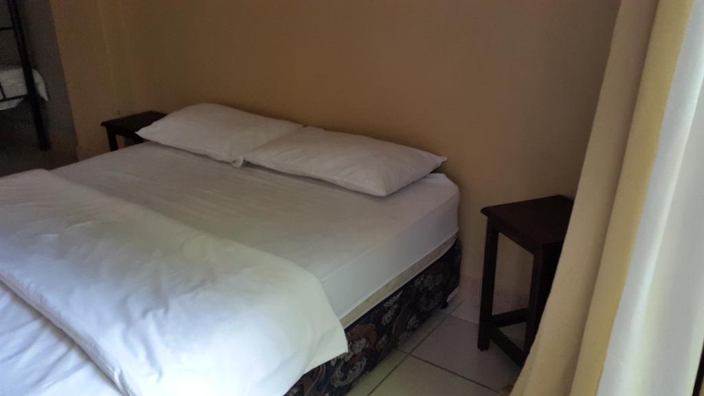 Accoustix Backpackers Hostel Йоханнесбург Экстерьер фото